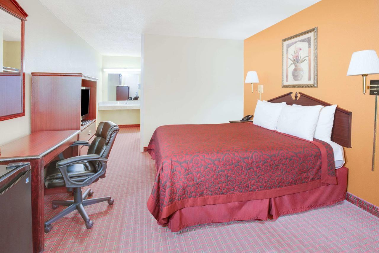 סרסי Sunrise Extended Stay מראה חיצוני תמונה