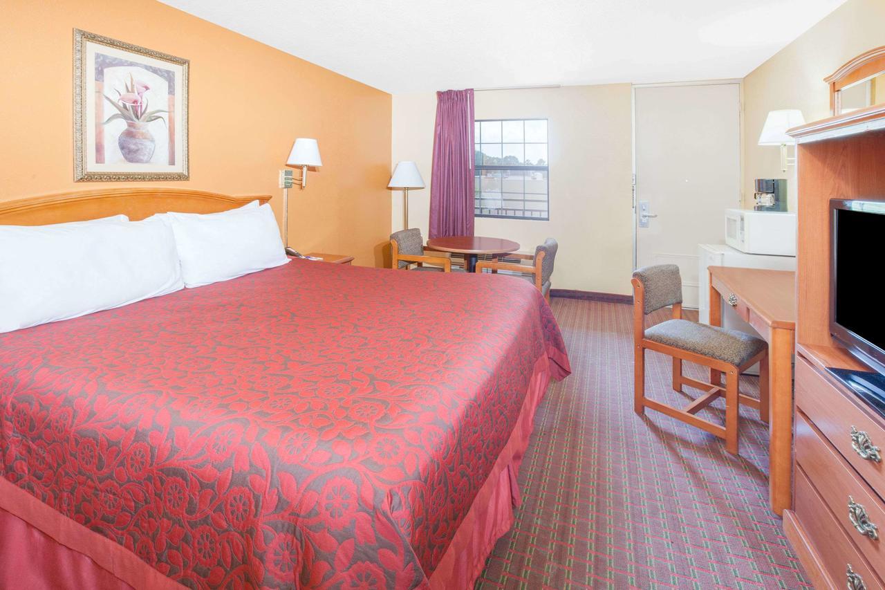 סרסי Sunrise Extended Stay מראה חיצוני תמונה